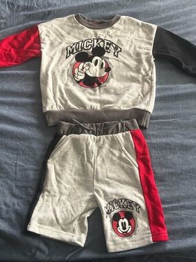 Disney Mickey Mouse 2-Piece Set – Size 4T